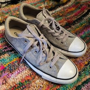 Women's Converse Size 9